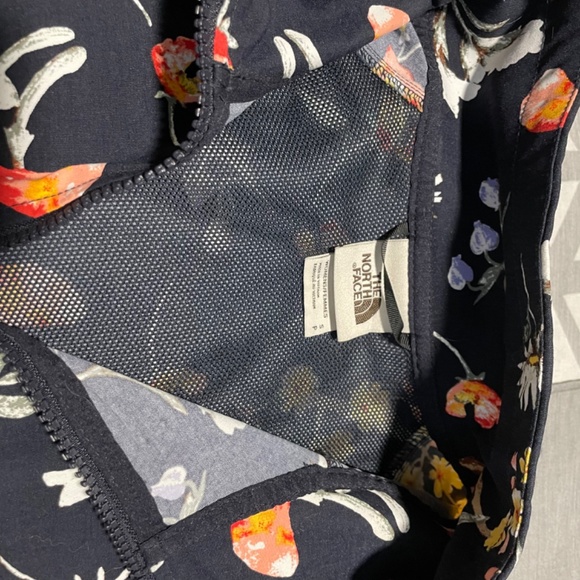 The North Face Mushroom Pullover - Picture 2 of 3